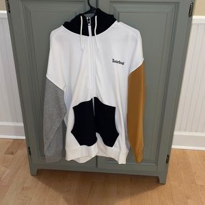 Men’s timberland zip up hoodie.